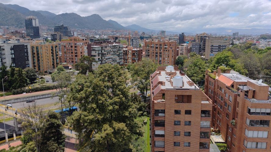 Apartaestudio en venta en Chico Norte, Bogotá, 24 m² · foto 4 de 24
