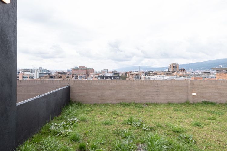 Apartaestudio en venta en Chico Norte, Bogotá, 24 m² · foto 16 de 24