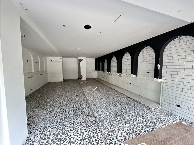 Local en arriendo en El Poblado, Medellín, 83 m² · foto 6 de 12
