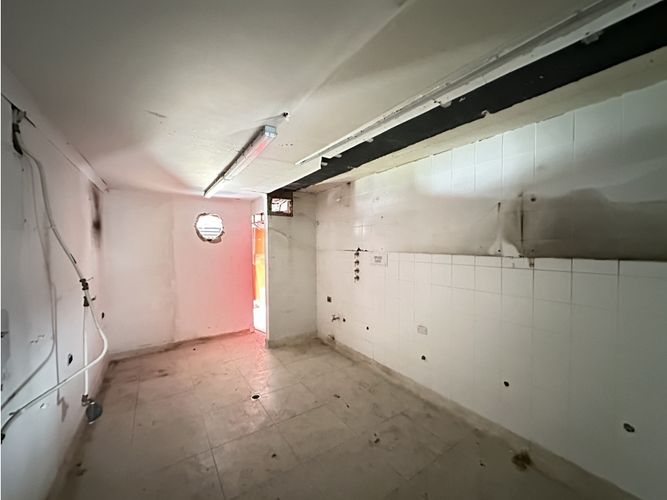Local en arriendo en El Poblado, Medellín, 83 m² · foto 7 de 12