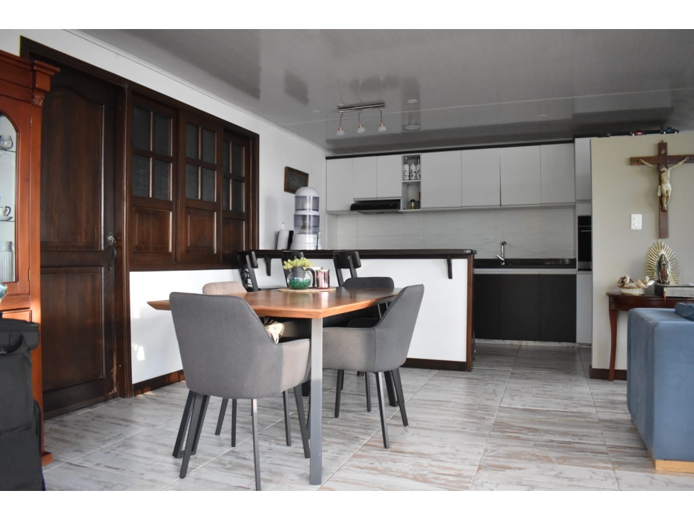 Casa en venta en Arabia, Pereira · foto 5 de 6