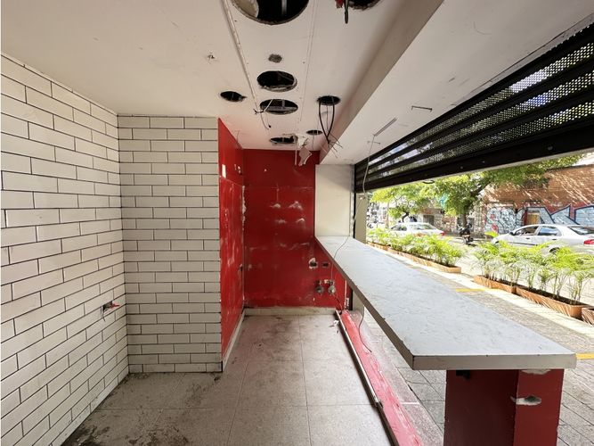 Local en arriendo en El Poblado, Medellín, 83 m² · foto 10 de 12
