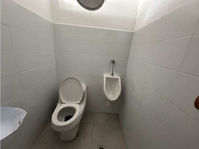 Local en arriendo en El Poblado, Medellín, 83 m² · foto 11 de 12