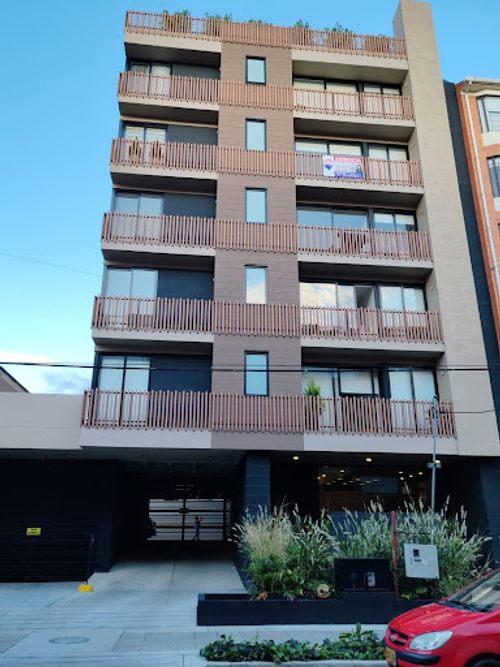 Apartamento en venta en Santa Barbara, Bogotá · foto 2 de 5
