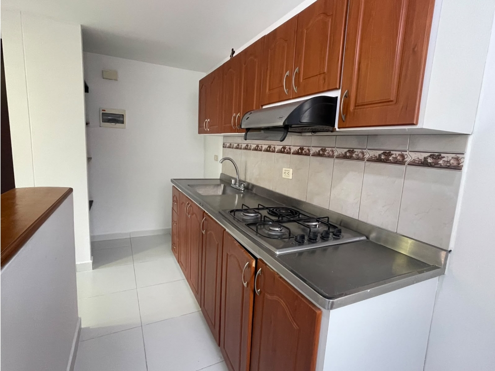 Apartamento en arriendo en Ciudad Del Río, Medellín · foto 2 de 19