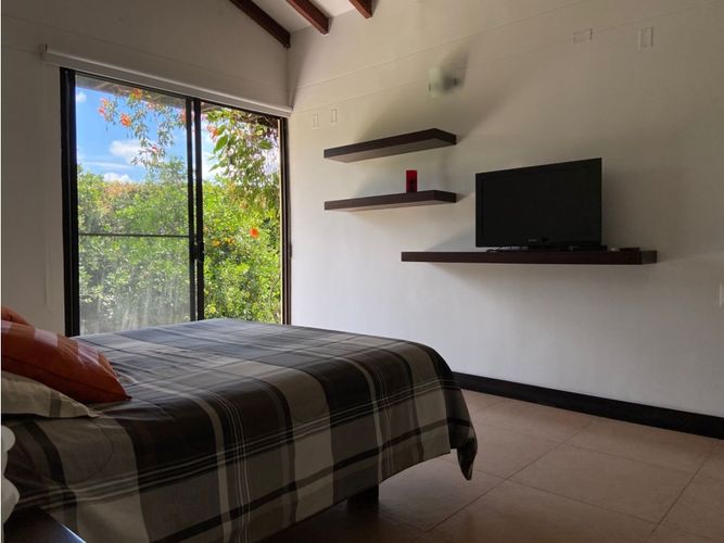 Casa de 5 alcobas en venta en Maravelez, Armenia, 450 m² · foto 7 de 24