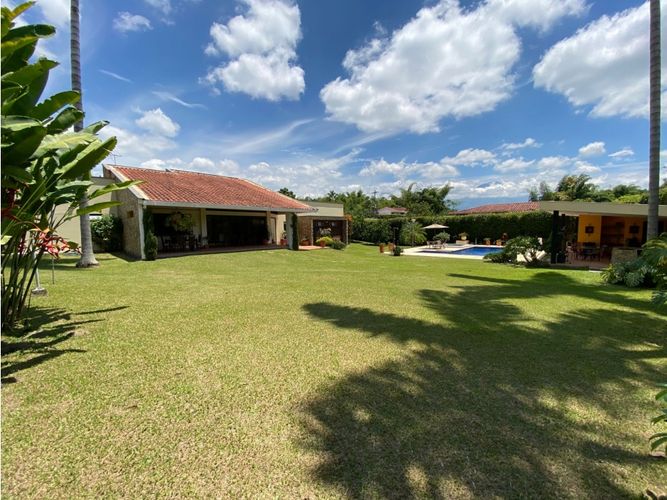 Casa de 5 alcobas en venta en Maravelez, Armenia, 450 m² · foto 16 de 24