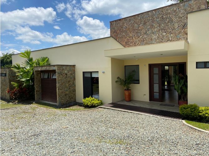 Casa de 5 alcobas en venta en Maravelez, Armenia, 450 m² · foto 19 de 24