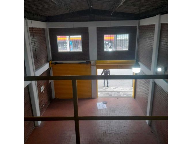 Local en arriendo en Armenia, 200 m² · foto 3 de 4