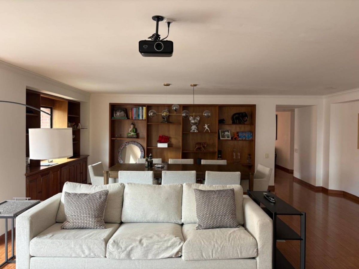 Apartamento en venta en Los Rosales, Bogotá · foto 5 de 24