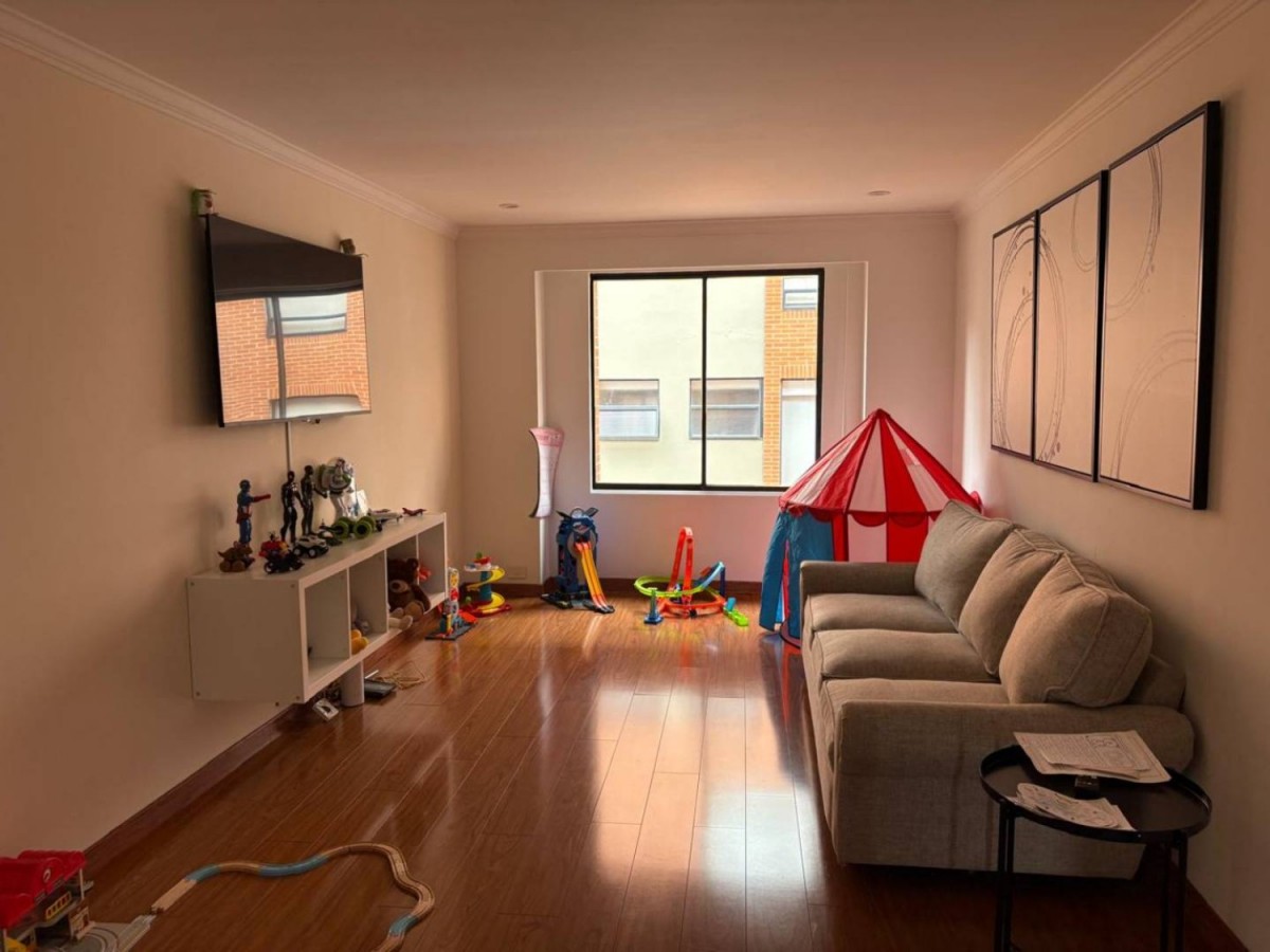 Apartamento en venta en Los Rosales, Bogotá · foto 10 de 24