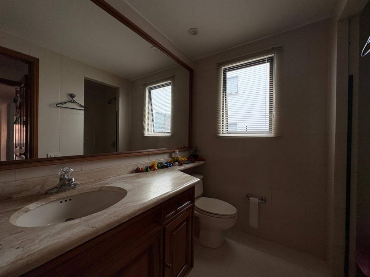 Apartamento en venta en Los Rosales, Bogotá · foto 22 de 24