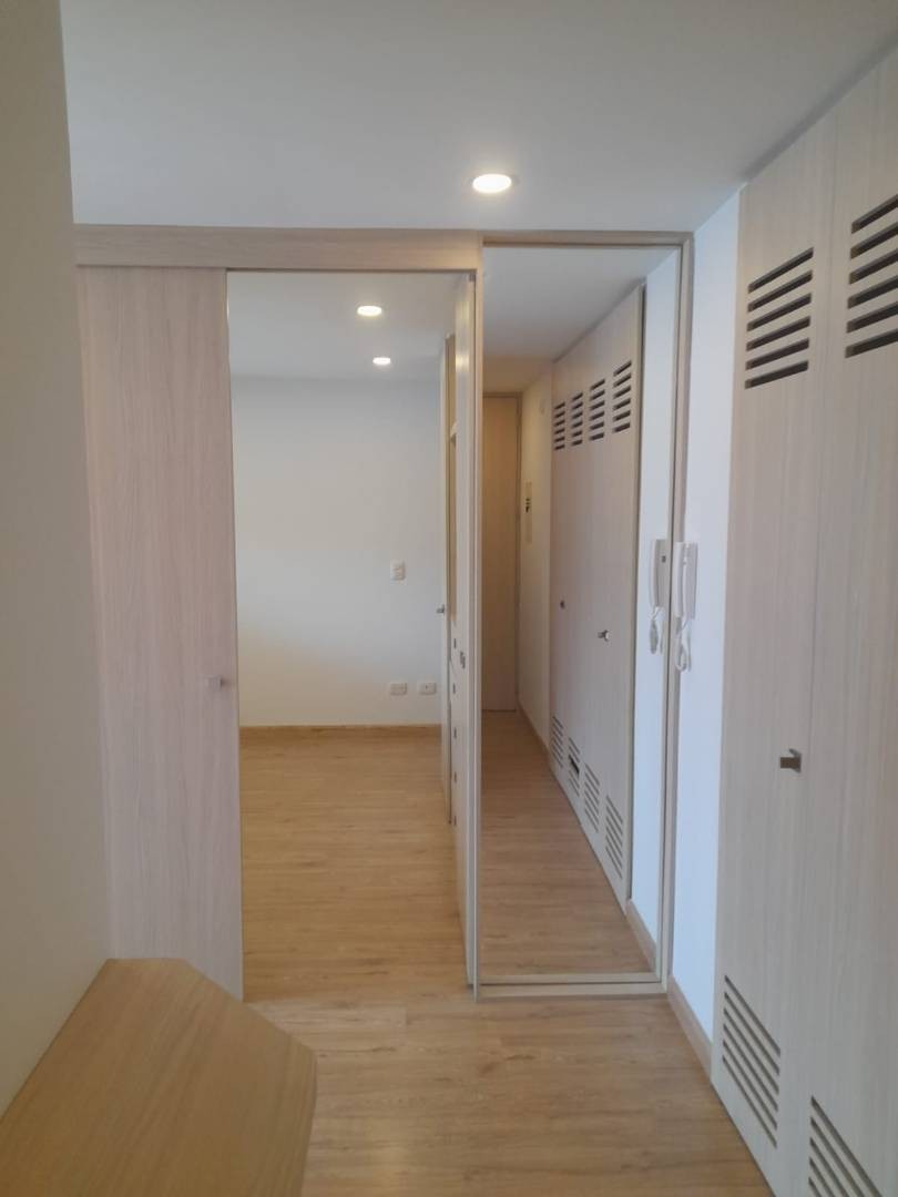 Apartamento en venta en Santa Barbara, Bogotá · foto 11 de 24