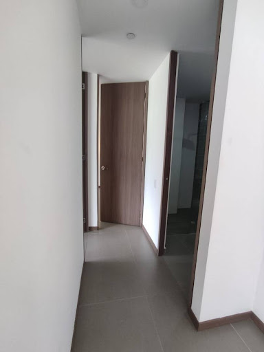 Apartamento en arriendo en Loma De Las Brujas, Envigado · foto 9 de 14