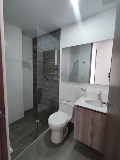Apartamento en arriendo en Loma De Las Brujas, Envigado · foto 13 de 14