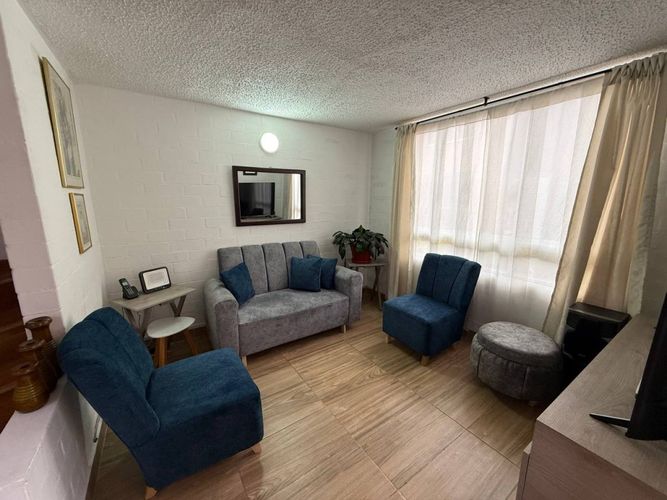 Casa de 3 alcobas en venta en San Pedro, Madrid, 76 m² · foto 2 de 12
