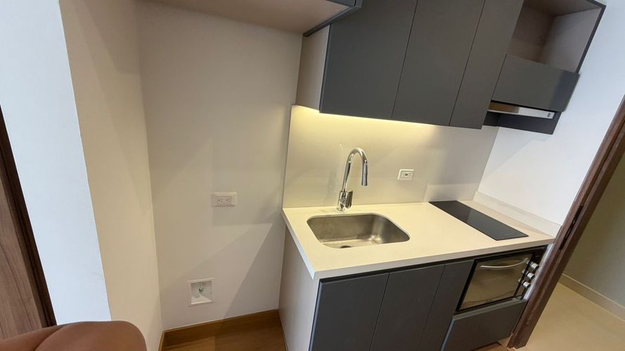 Apartaestudio en venta en Chico Norte, Bogotá, 34 m² · foto 3 de 15