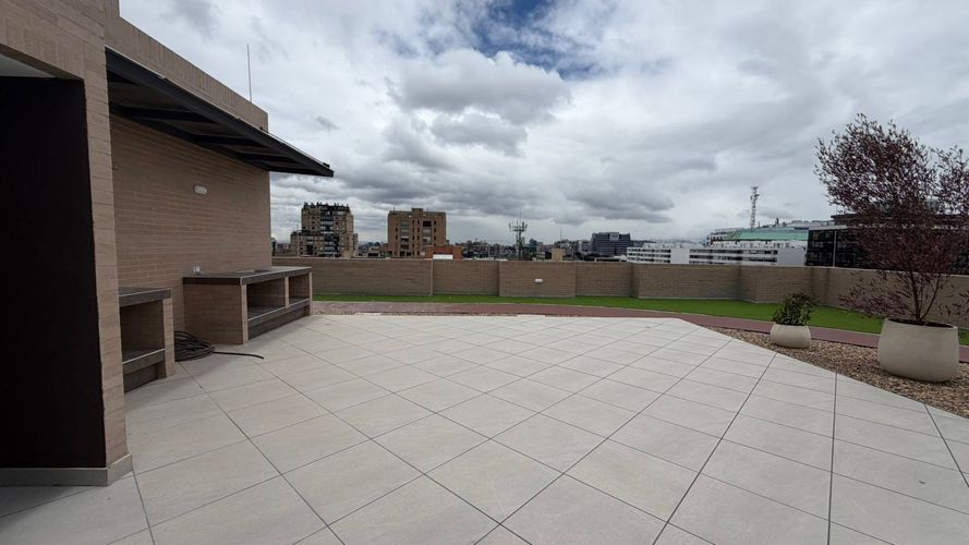 Apartaestudio en venta en Chico Norte, Bogotá, 34 m² · foto 11 de 15