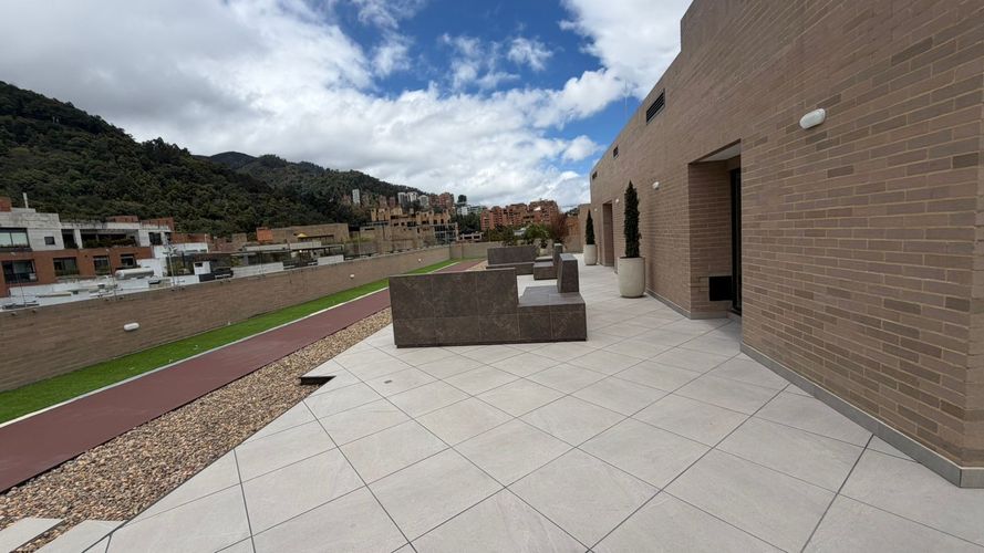 Apartaestudio en venta en Chico Norte, Bogotá, 34 m² · foto 14 de 15