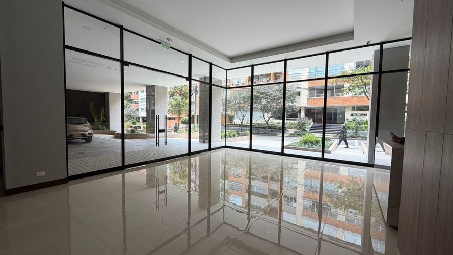 Apartaestudio en venta en Chico Norte, Bogotá, 34 m² · foto 9 de 15