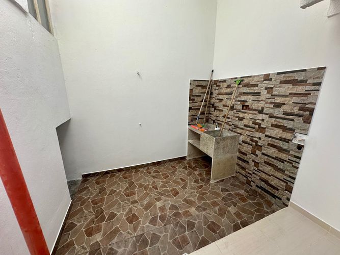 Casa de 4 alcobas en venta en Altos De Arenales, Girón, 70 m² · foto 3 de 10