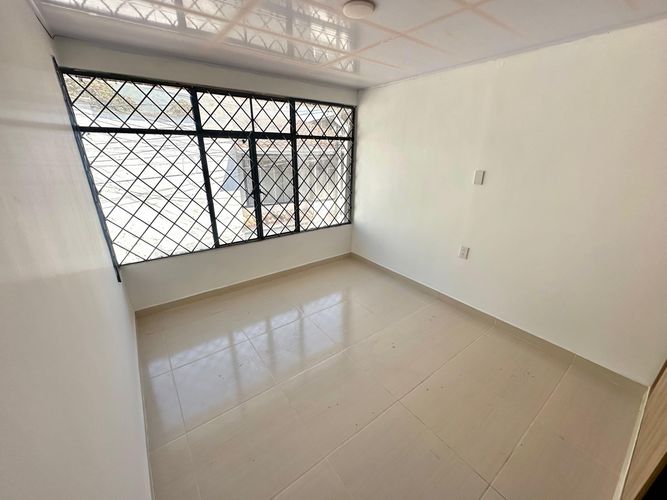 Casa de 4 alcobas en venta en Altos De Arenales, Girón, 70 m² · foto 6 de 10