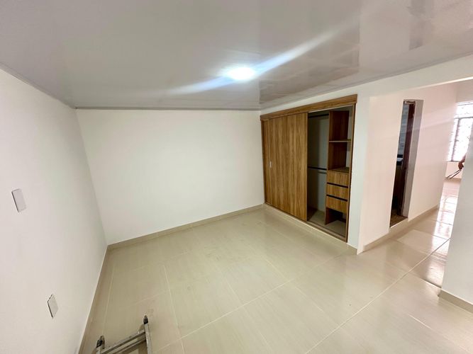 Casa de 4 alcobas en venta en Altos De Arenales, Girón, 70 m² · foto 8 de 10