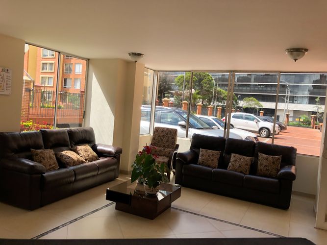 Apartamento de 3 alcobas en arriendo en Cr. Riberas Del Parana, Bogotá, 60 m² · foto 2 de 20