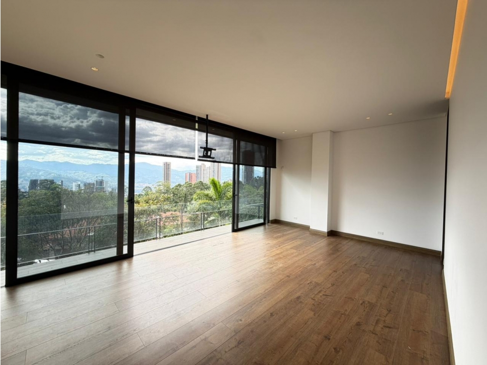 Apartamento en arriendo en El Poblado, Medellín · foto 4 de 24