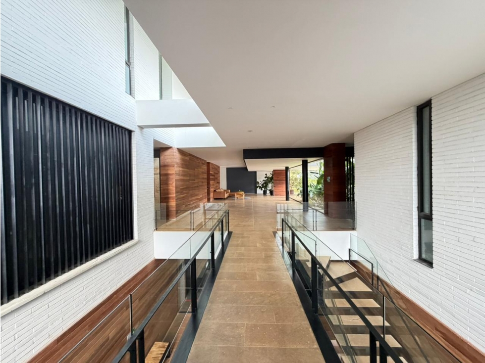 Apartamento en arriendo en El Poblado, Medellín · foto 7 de 24