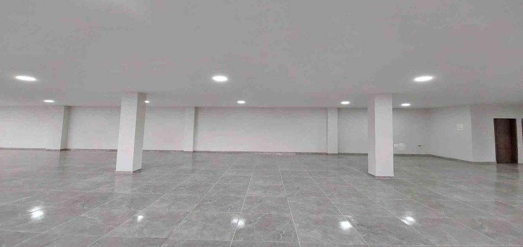 Local en arriendo en Milan, Manizales, 265 m² · foto 2 de 13