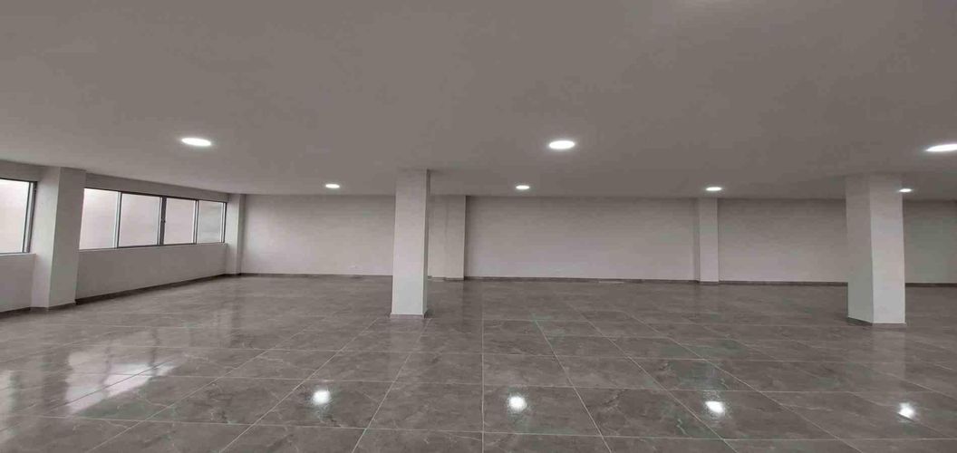 Local en arriendo en Milan, Manizales, 265 m² · foto 3 de 13