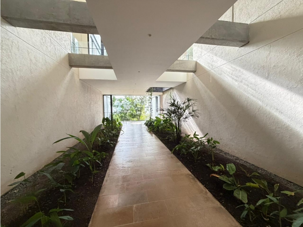 Apartamento en arriendo en El Poblado, Medellín · foto 13 de 24