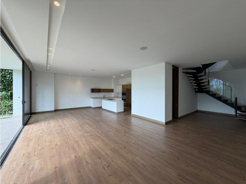 Apartamento en arriendo en El Poblado, Medellín · foto 17 de 24