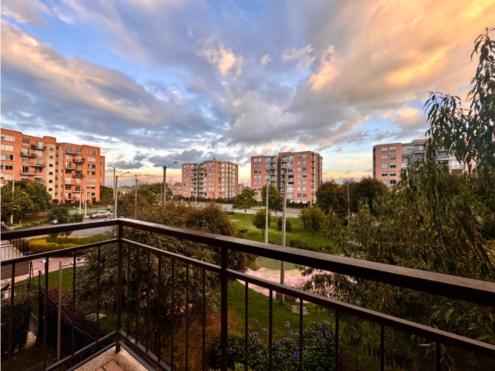 Apartamento en venta en Hacienda Alcala De Prodesa, Mosquera · foto 6 de 18