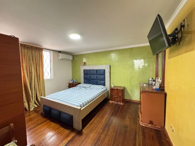 Casa de 5 alcobas en venta en La Victoria, Bucaramanga, 410 m² · foto 7 de 24
