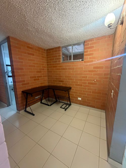 Apartamento de 3 alcobas en venta en Conjunto Residencial La Finca Super Manzana 8, Madrid, 64 m² · foto 11 de 11