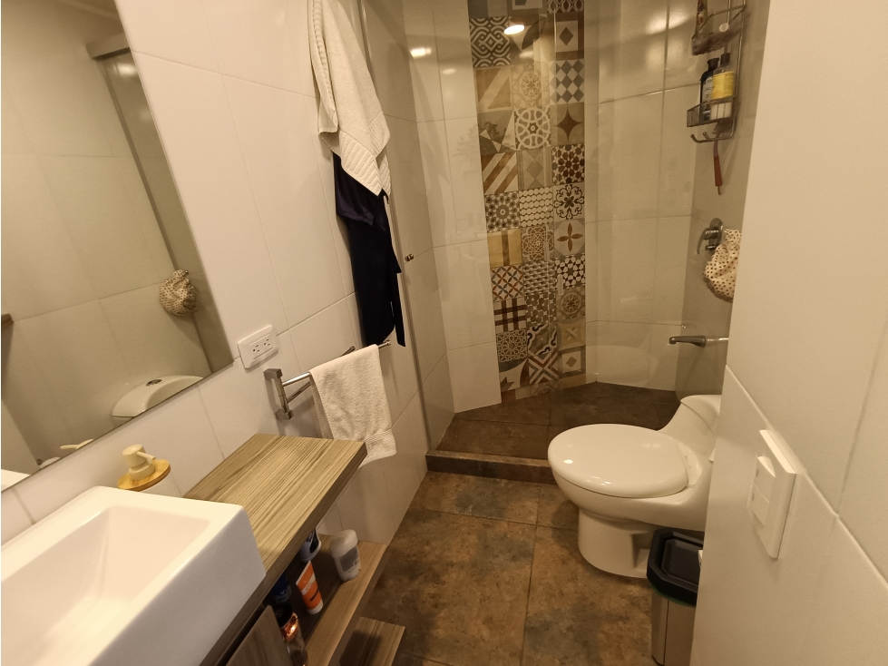 Apartamento en venta en Los Rosales, Bogotá · foto 8 de 24