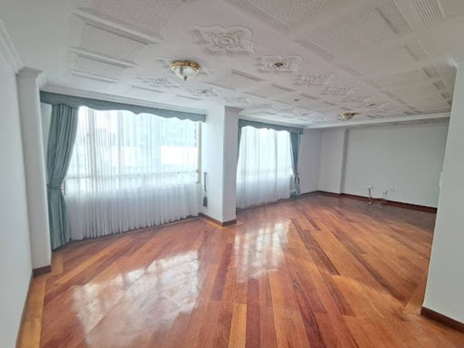 Apartamento de 4 alcobas en arriendo en Molinos Norte, Bogotá, 190 m² · foto 2 de 21
