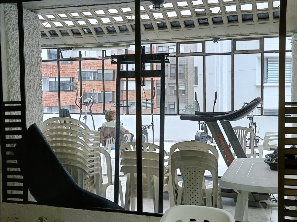Apartamento en venta en Los Rosales, Bogotá · foto 20 de 24