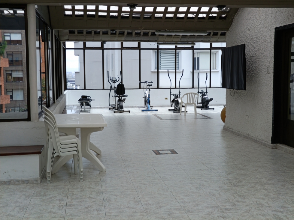 Apartamento en venta en Los Rosales, Bogotá · foto 22 de 24