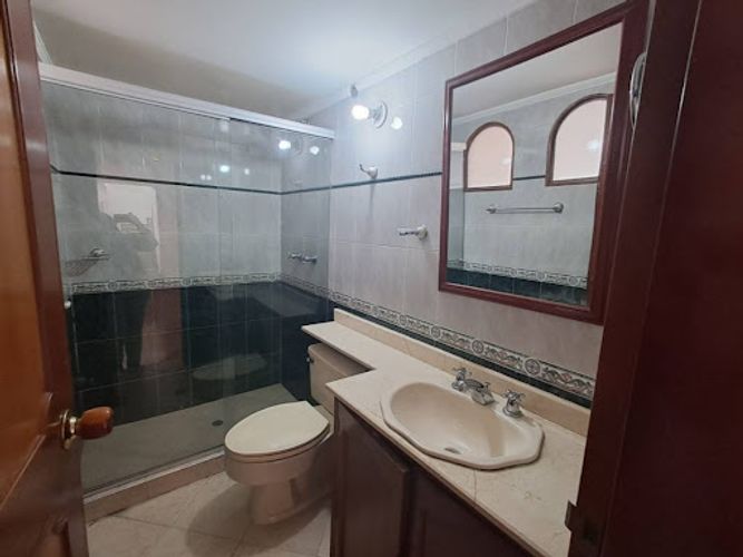 Apartamento de 4 alcobas en arriendo en Molinos Norte, Bogotá, 190 m² · foto 8 de 21