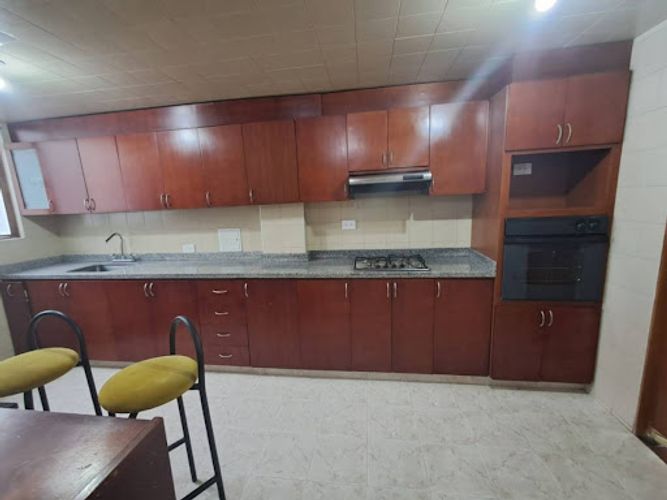 Apartamento de 4 alcobas en arriendo en Molinos Norte, Bogotá, 190 m² · foto 16 de 21