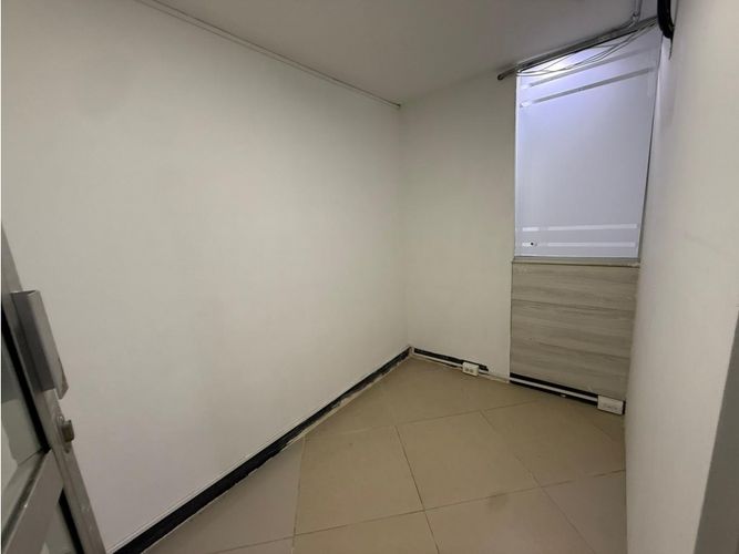Local en arriendo en Suramericana, Medellín, 250 m² · foto 7 de 17