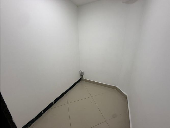 Local en arriendo en Suramericana, Medellín, 250 m² · foto 8 de 17