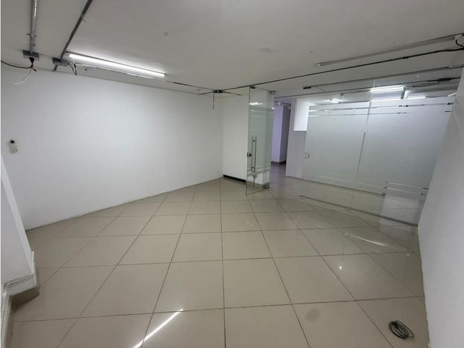 Local en arriendo en Suramericana, Medellín, 250 m² · foto 11 de 17