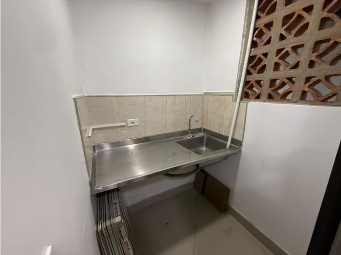 Local en arriendo en Suramericana, Medellín, 250 m² · foto 12 de 17