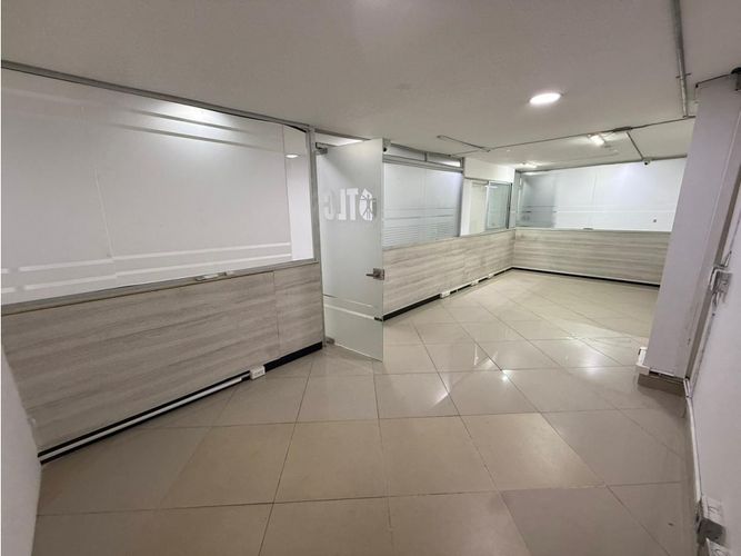 Local en arriendo en Suramericana, Medellín, 250 m² · foto 15 de 17