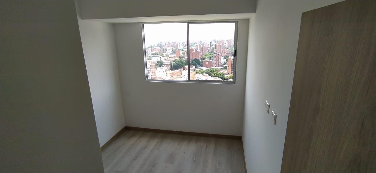 Apartamento en venta en Calasanz, Medellín · foto 8 de 13