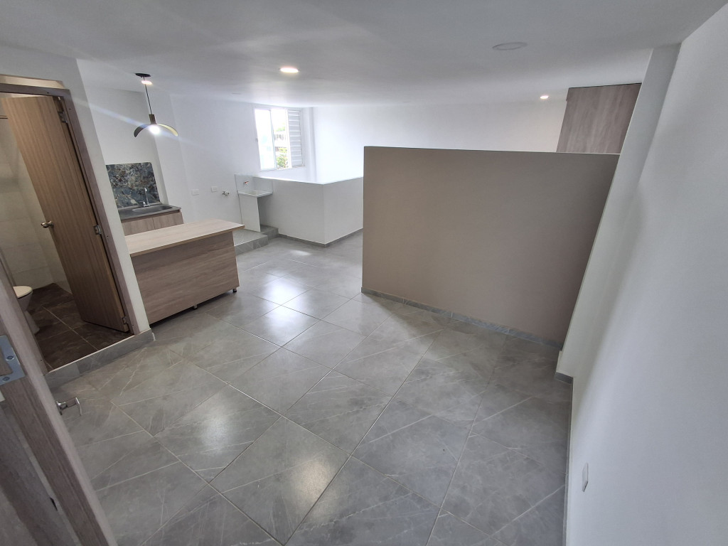 Studio for rent in Ciudad 2000, Cali